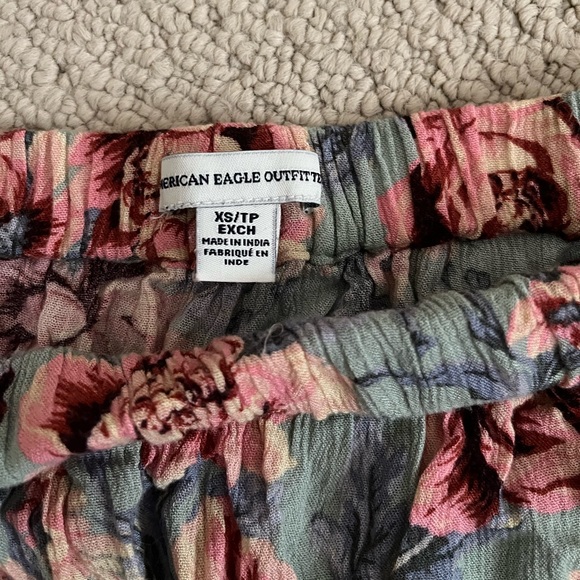 American Eagle Outfitters Strapless Floral Top - Picture 2 of 3